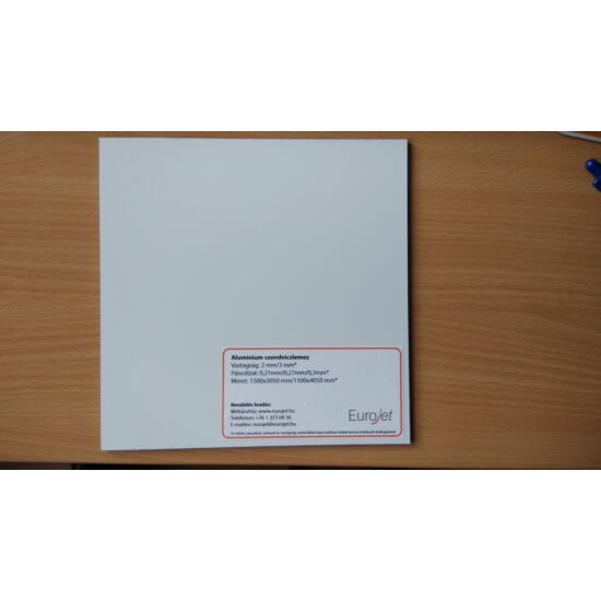Alumínium szendvicslemez - 3 mm - 0,15mm - 1 old. védőfóliás fehér matt/primer - 1500 x 3050mm